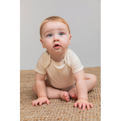 Short-sleeved organic cotton baby grow